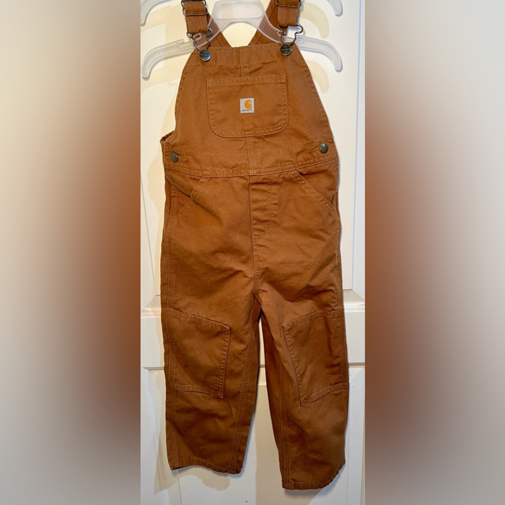 Carhartt boys duck canvas bib overalls, very good condition. 4T